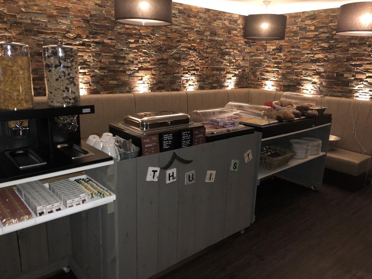 Hotel-Restaurant Thuis! Dinteloord エクステリア 写真